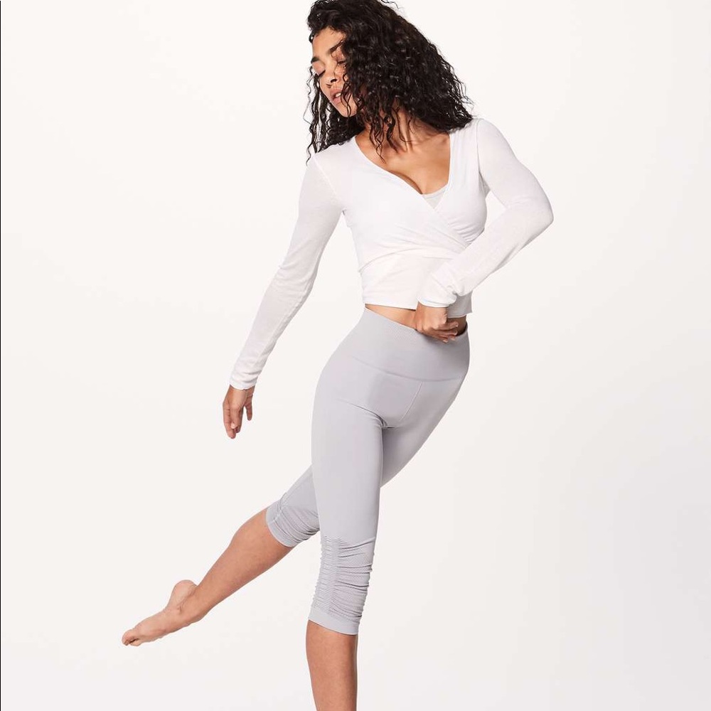 Lululemon Heart Opener sweater wrap - Picture 1 of 5